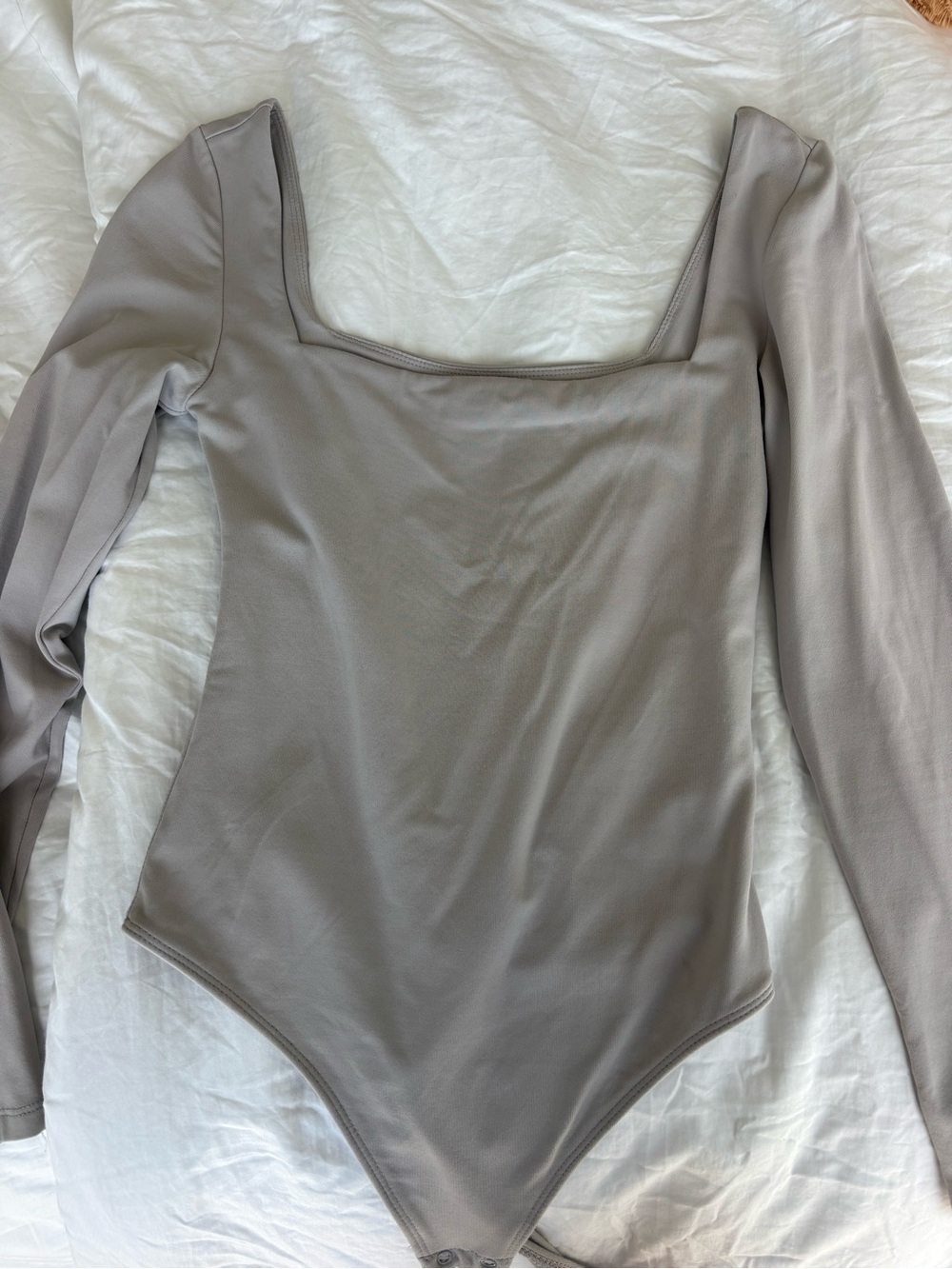 Babaton Long Sleeve Square Neck Bodysuit in Taupe